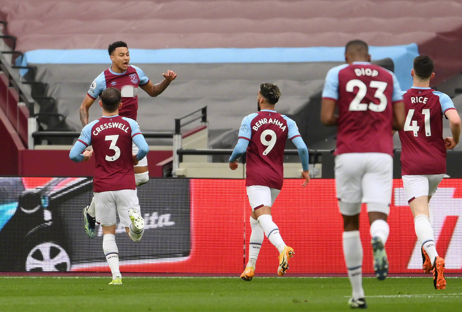 人士中引发 人士中引发